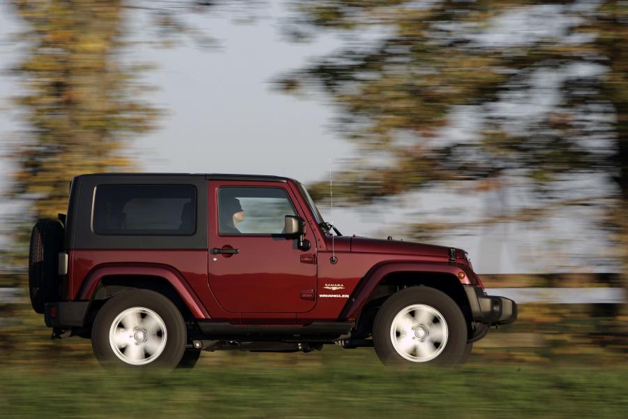  Jeep Wrangler 2007 года  (фото 24 из 55)